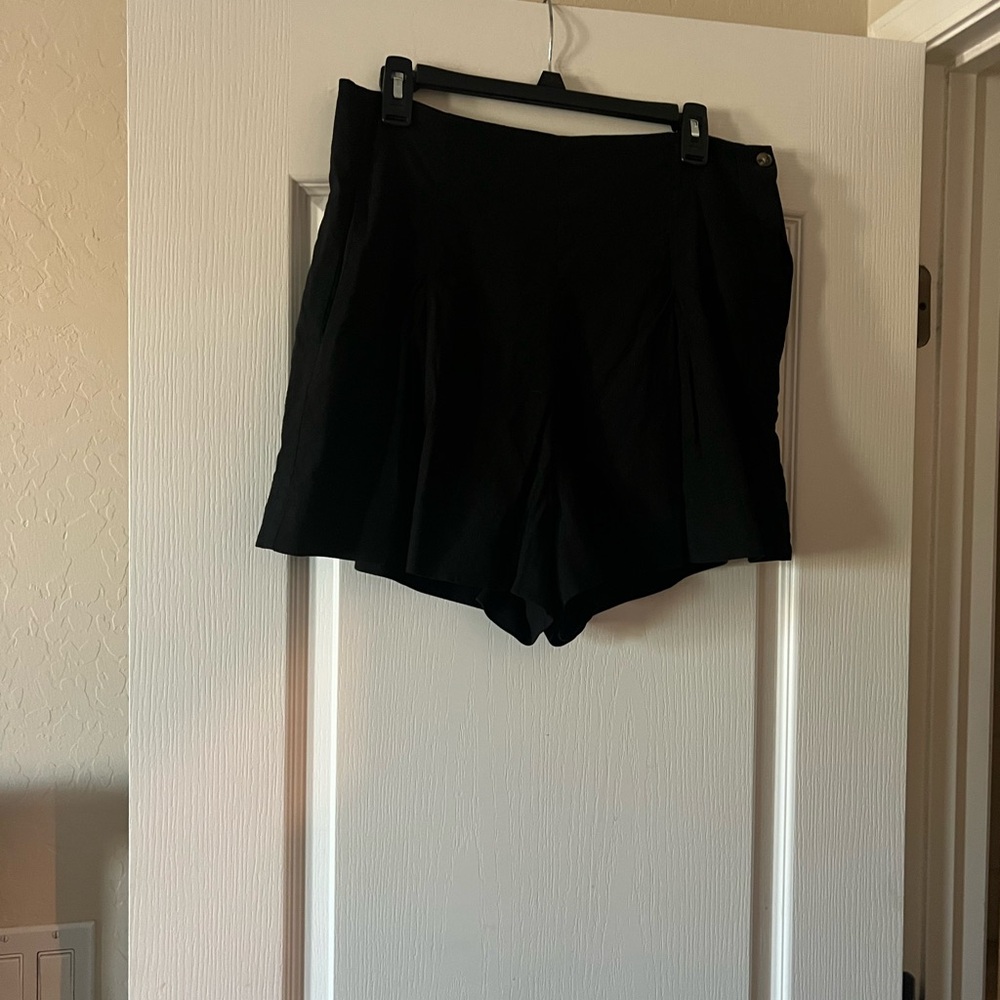 Vince Black Linen Skort